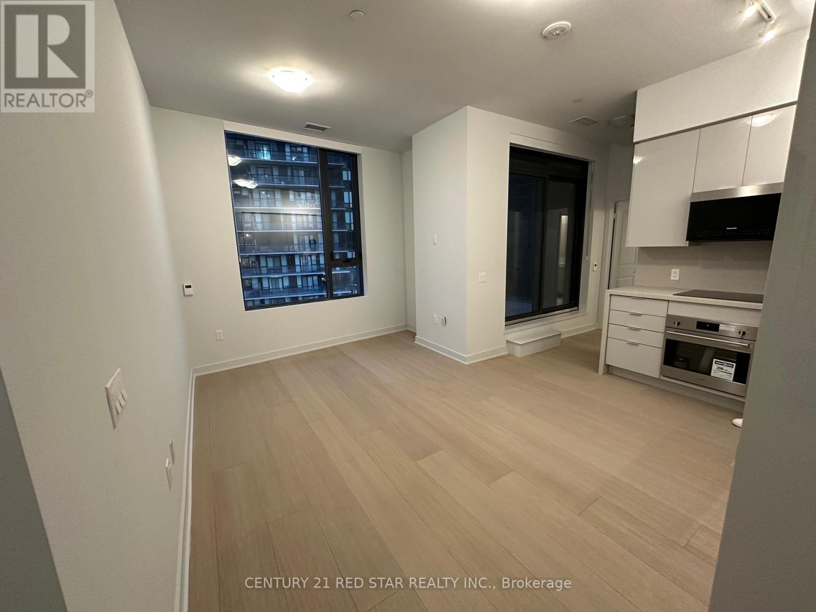 2004 - 2920 Highway 7, Vaughan, Ontario  L4K 0P4 - Photo 3 - N12652808