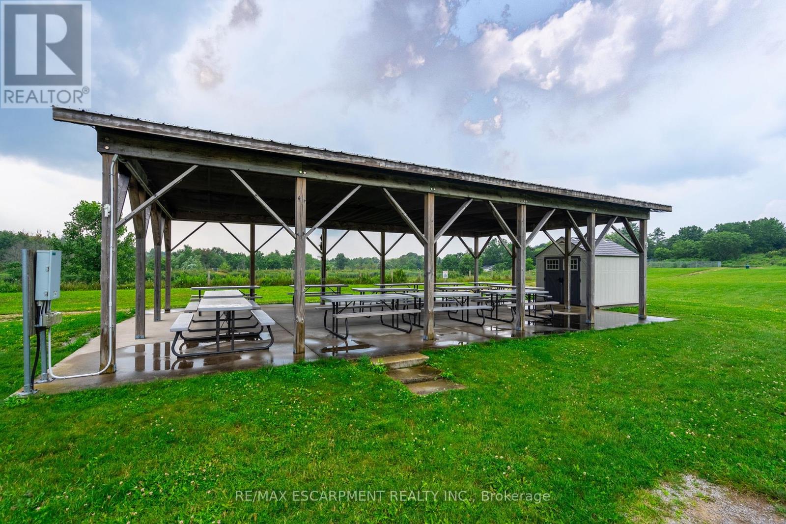 136 Glenariff Drive, Hamilton, Ontario  L8B 1A5 - Photo 44 - X12509796