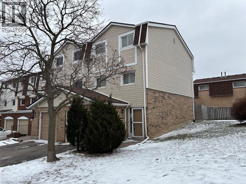 11 Harrisford Street Unit# 118, Hamilton, Ontario  L8K 6L7 - Photo 2 - 40795179