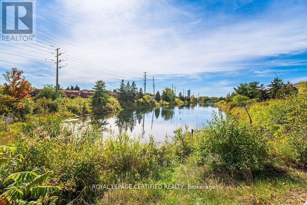 123 Dunlop Court, Brampton, Ontario  L6X 5A6 - Photo 42 - W12652724