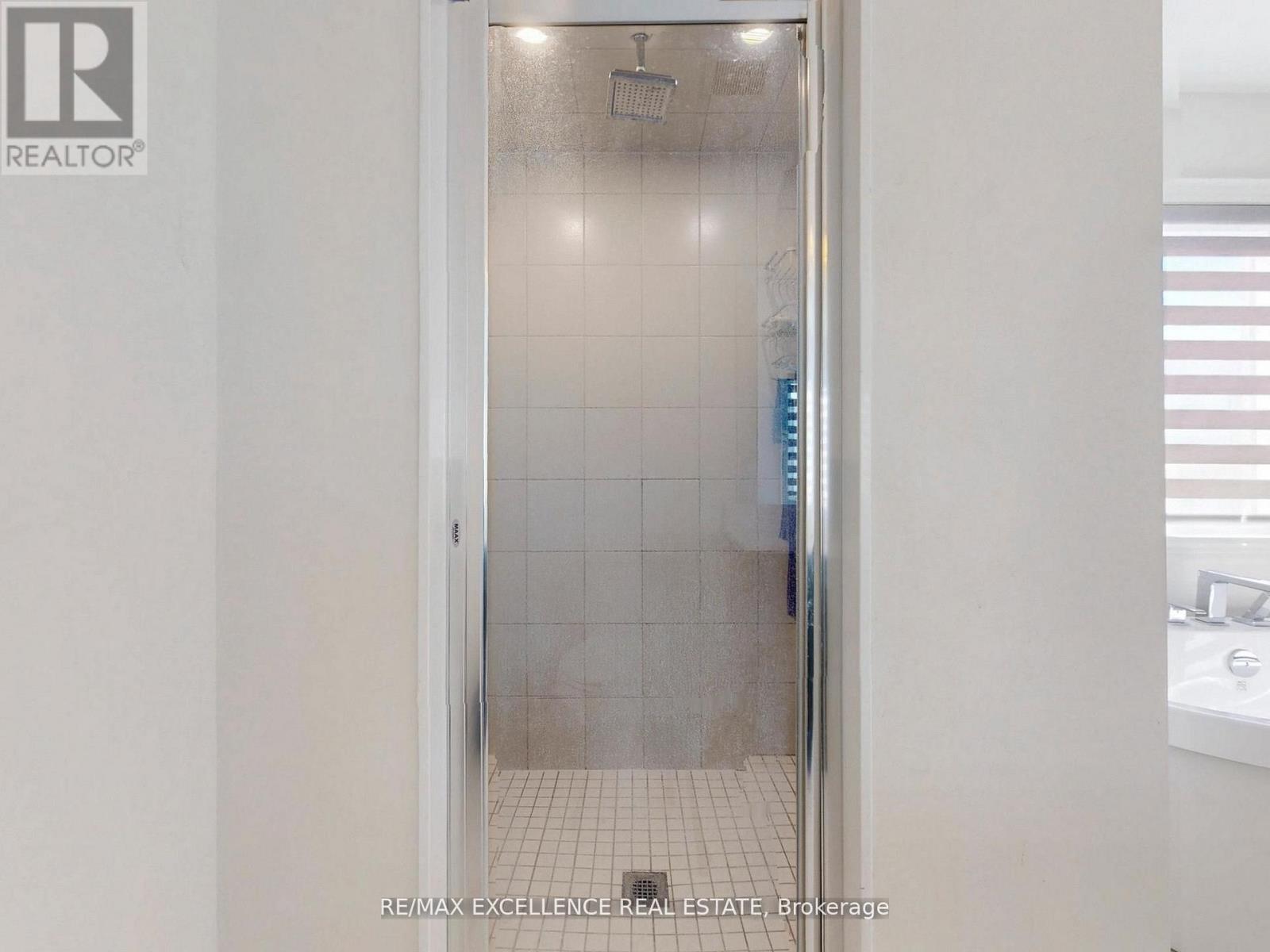 33 Tiger Crescent, Brampton, Ontario  L6R 0C8 - Photo 29 - W12652800