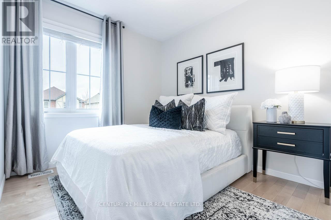 Upper - 259 Higginbotham Crescent, Milton, Ontario  L9T 8C5 - Photo 17 - W12652802