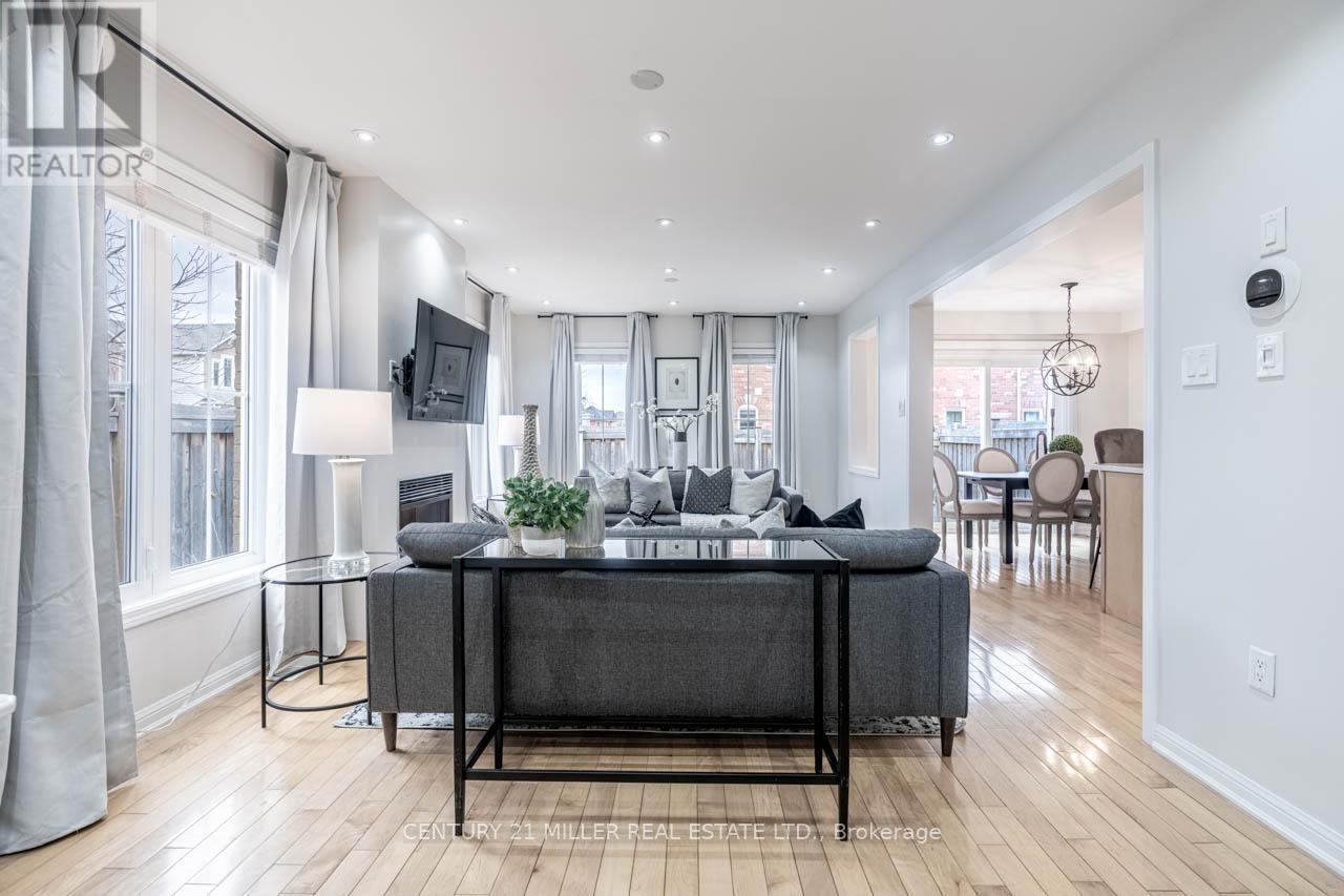 Upper - 259 Higginbotham Crescent, Milton, Ontario  L9T 8C5 - Photo 5 - W12652802