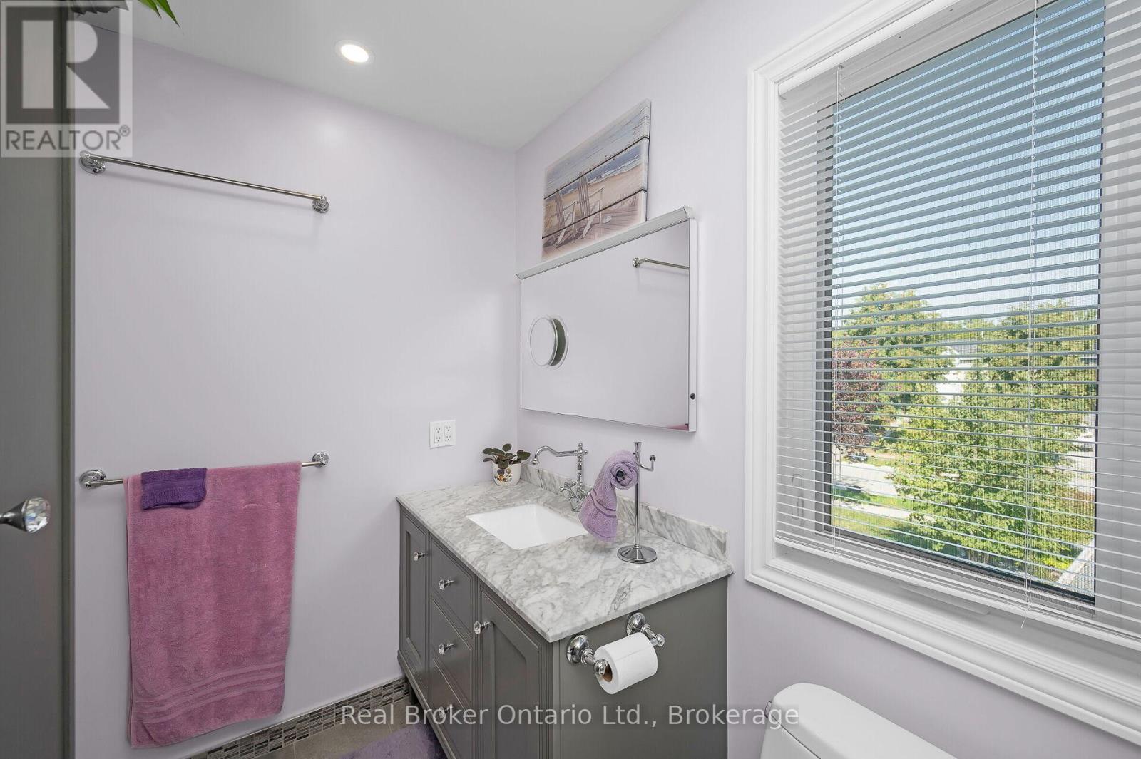 163 Ross Lane, Oakville, Ontario  L6H 5K3 - Photo 24 - W12652848