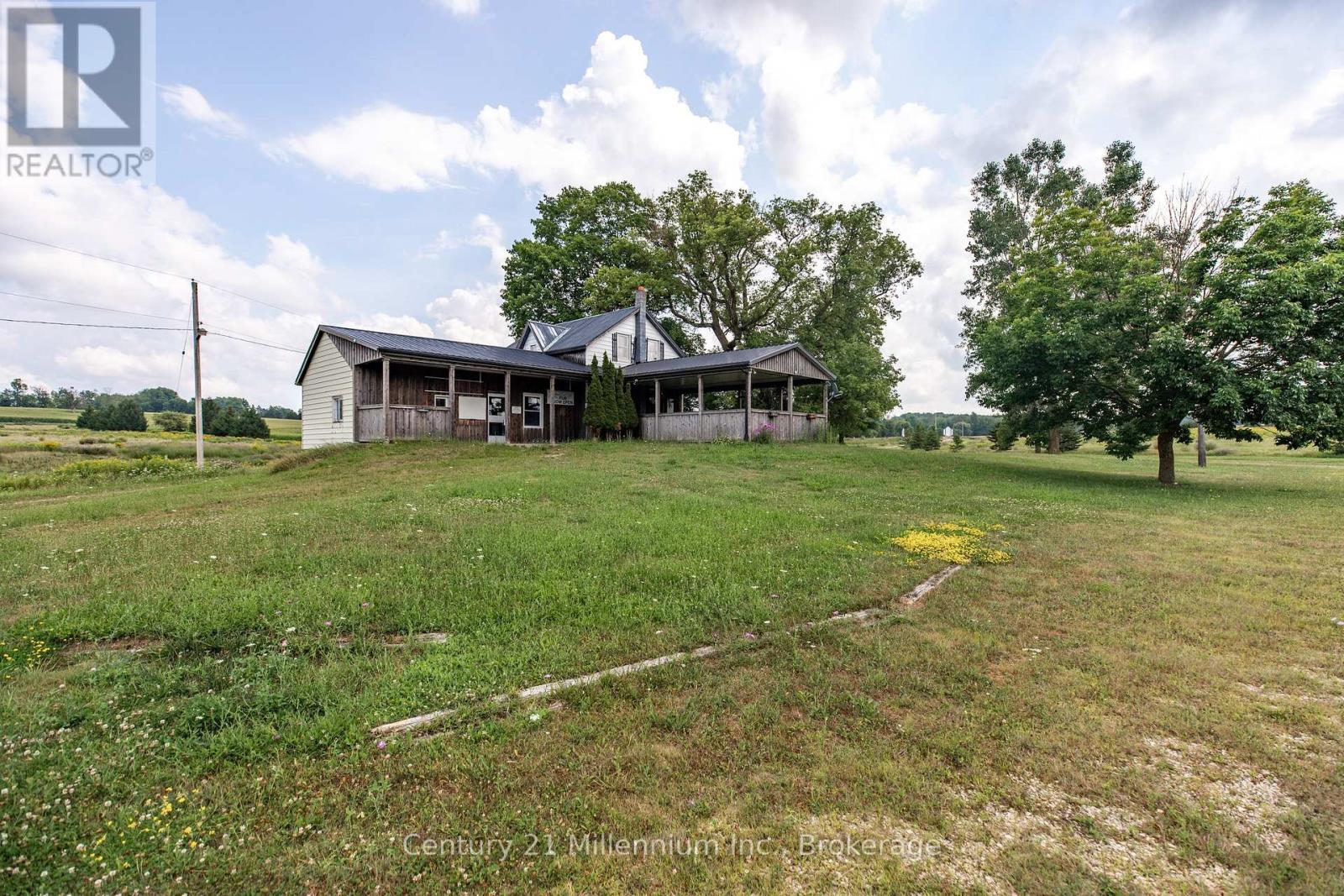 401345 Grey Road 4, West Grey, Ontario N4N 3B8 - Photo 37 - X12540658