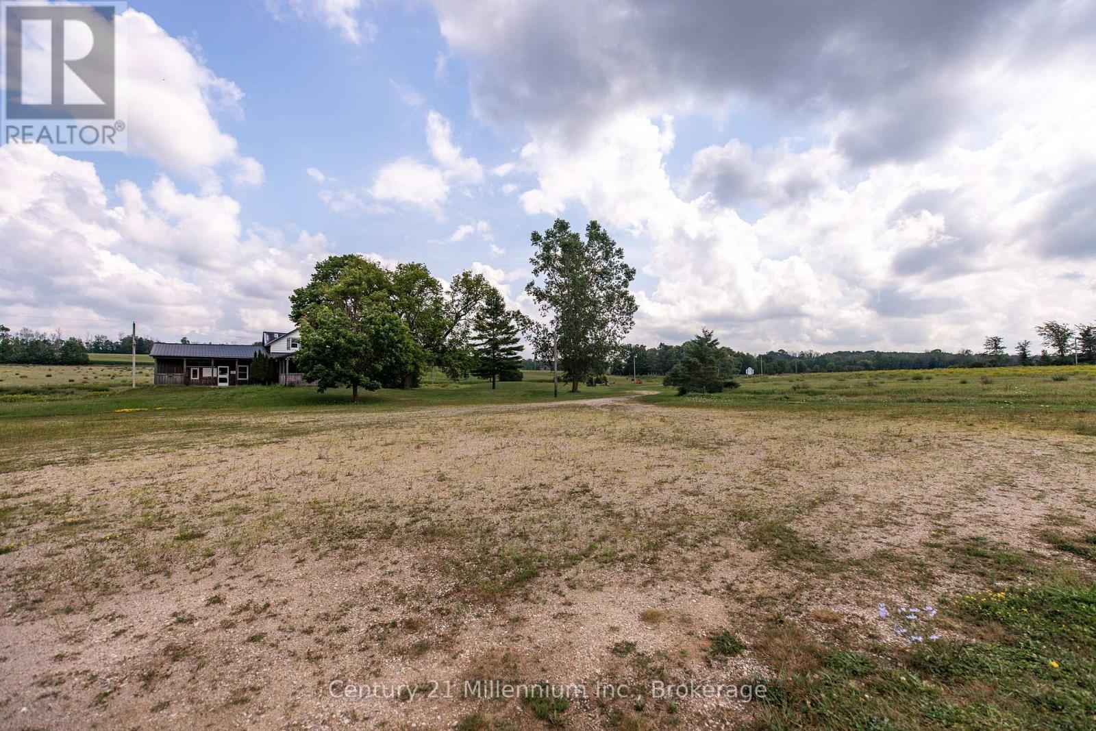 401345 Grey Road 4, West Grey, Ontario N4N 3B8 - Photo 44 - X12540658