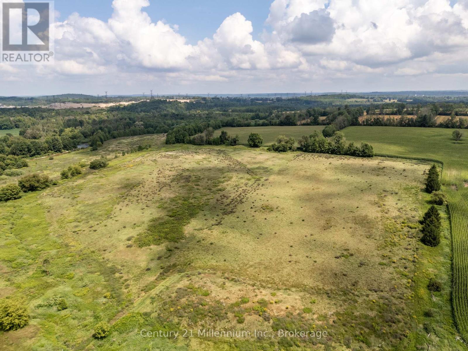 401345 Grey Road 4, West Grey, Ontario N4N 3B8 - Photo 4 - X12540658