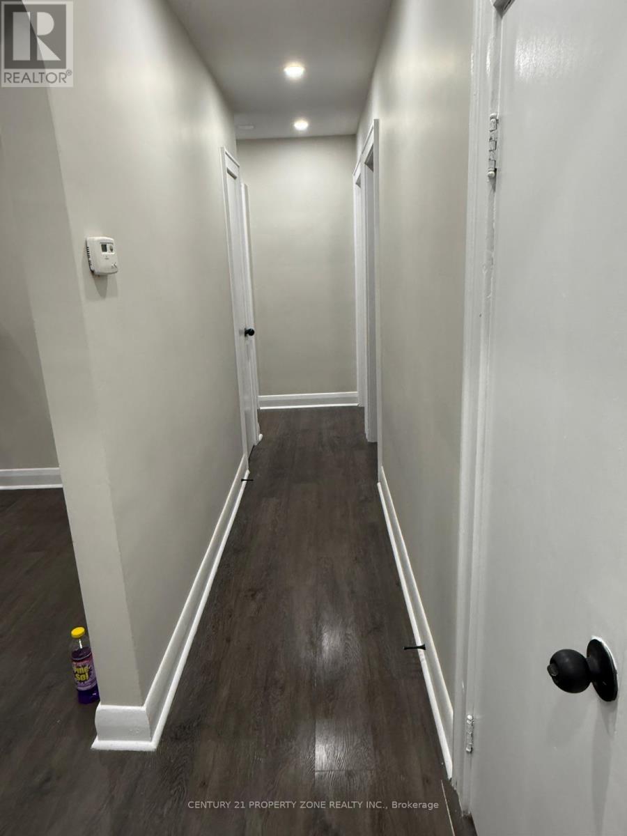 6300 Corwin Crescent, Niagara Falls, Ontario  L2G 2M1 - Photo 4 - X12644950