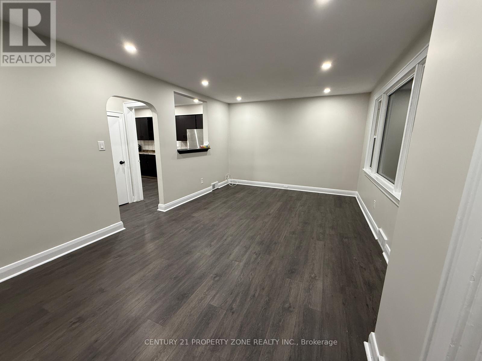 6300 Corwin Crescent, Niagara Falls, Ontario  L2G 2M1 - Photo 9 - X12644950