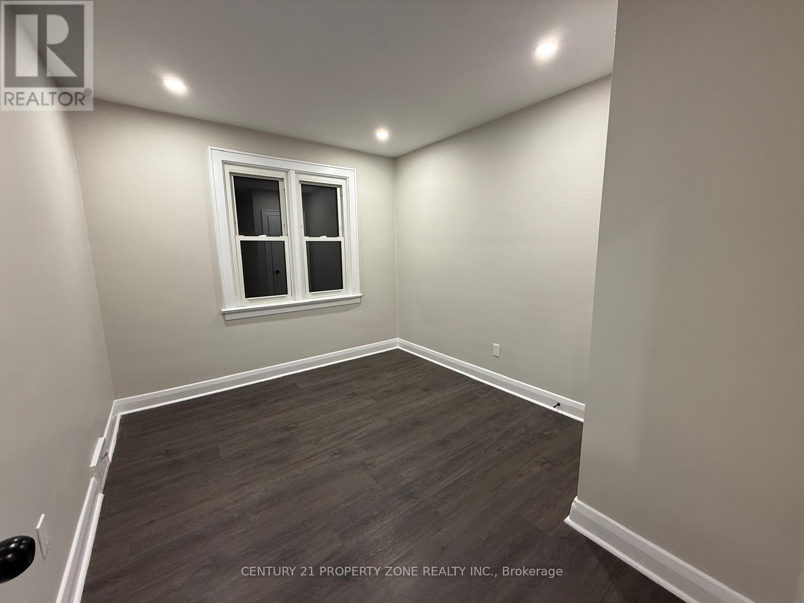 6300 Corwin Crescent, Niagara Falls, Ontario  L2G 2M1 - Photo 5 - X12644950