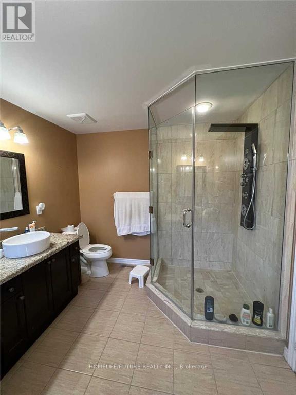 135 Stonechurch Crescent, Markham, Ontario  L6B 0L2 - Photo 14 - N12652846