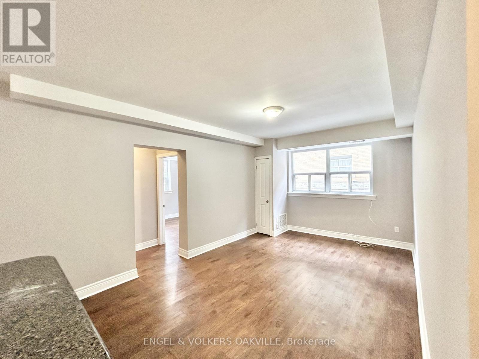 12 - 90 Twenty Fifth Street, Toronto, Ontario  M8V 3P9 - Photo 2 - W12652838