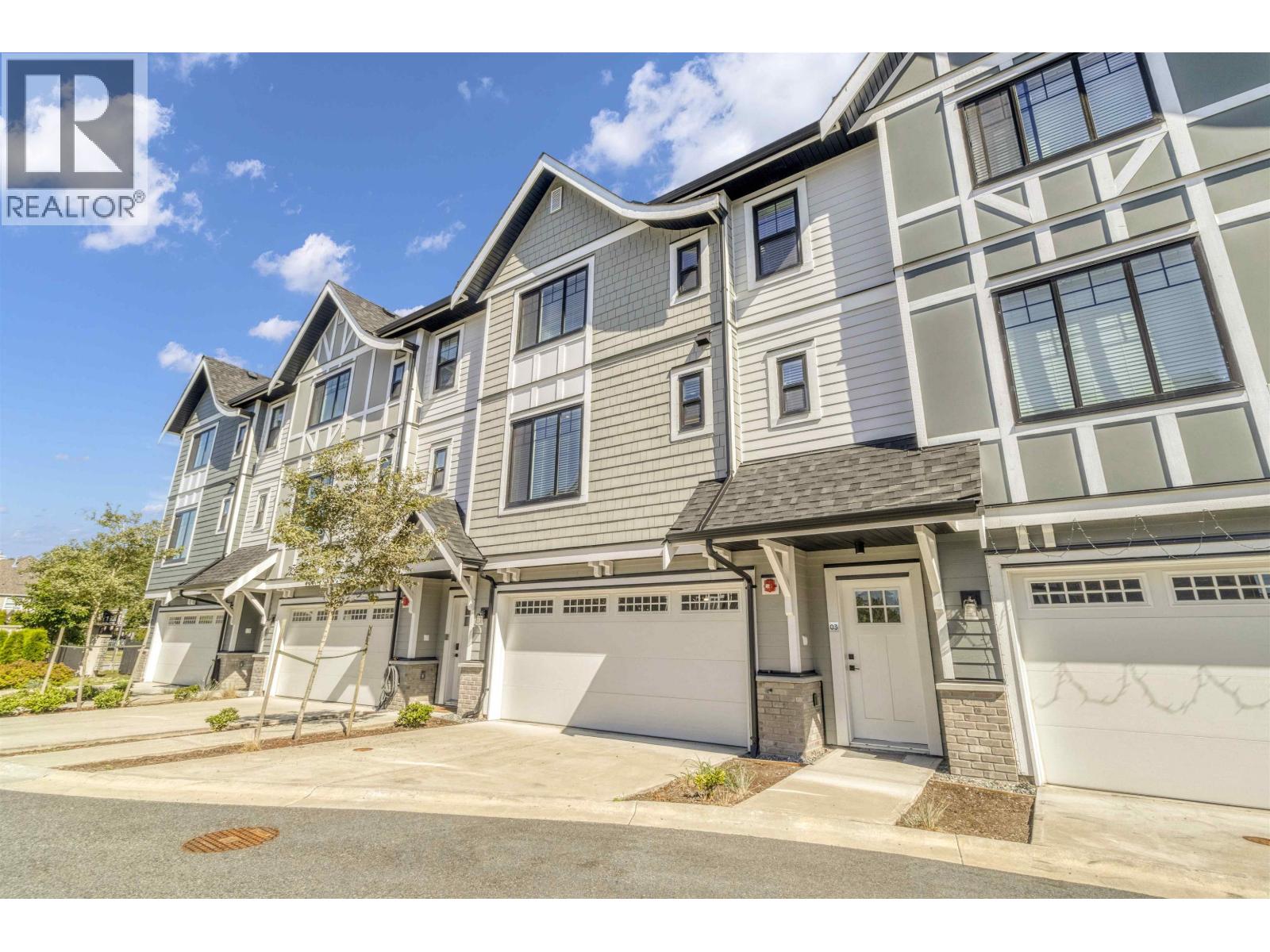 3 12018 237 STREET, Maple Ridge, British Columbia