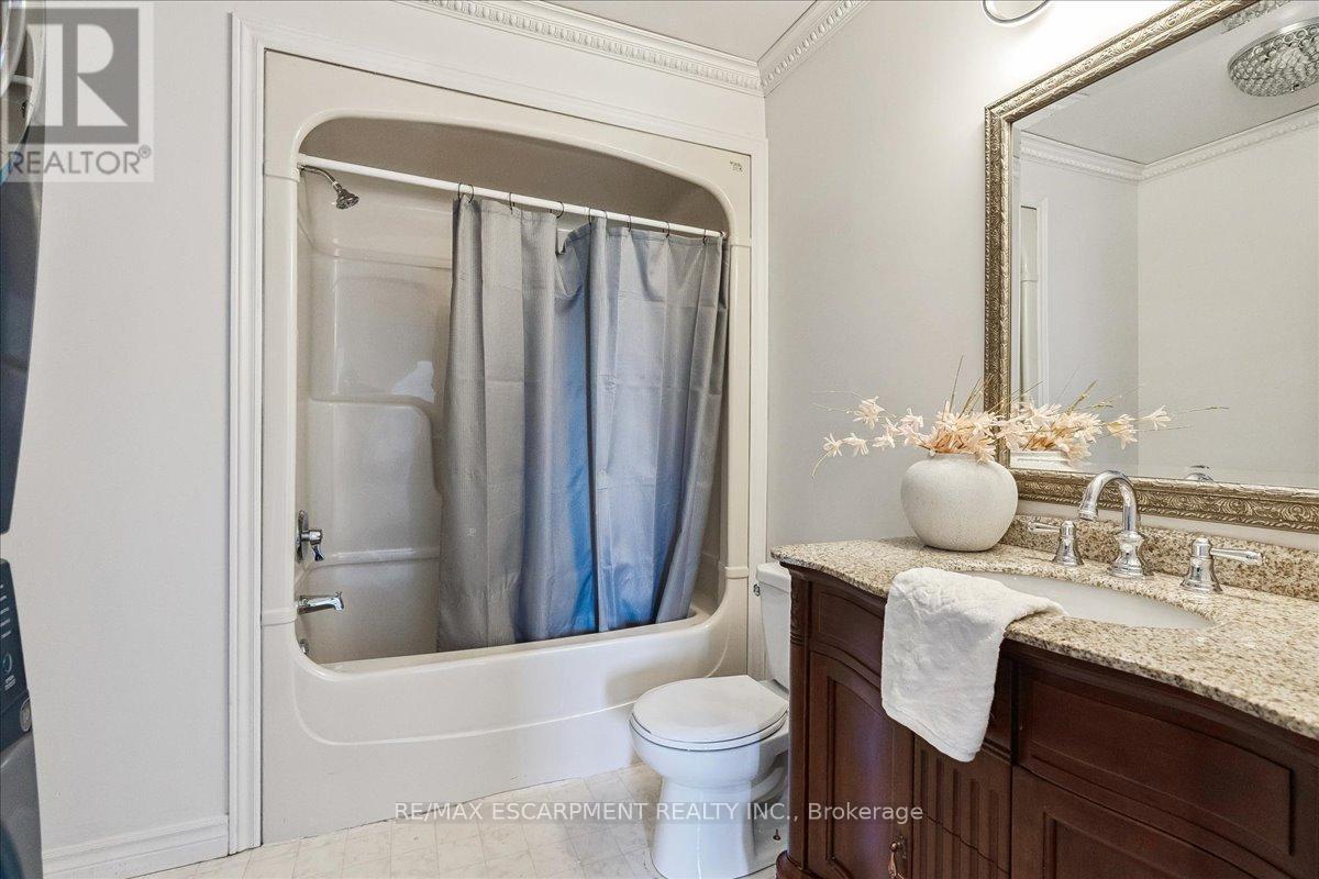 6550 Sinclairville Road, Hamilton, Ontario  N0A 1R0 - Photo 16 - X12652812