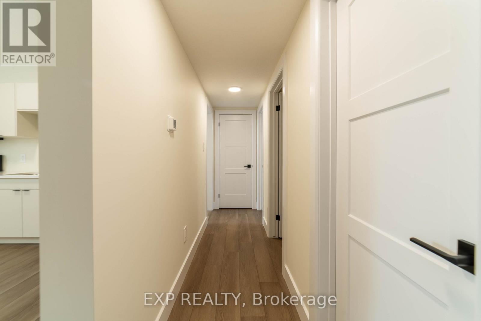 266 Hesselman Crescent, London South, Ontario  N6M 0K3 - Photo 14 - X12652842