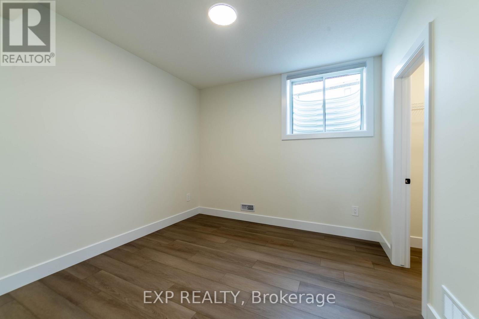 266 Hesselman Crescent, London South, Ontario  N6M 0K3 - Photo 20 - X12652842