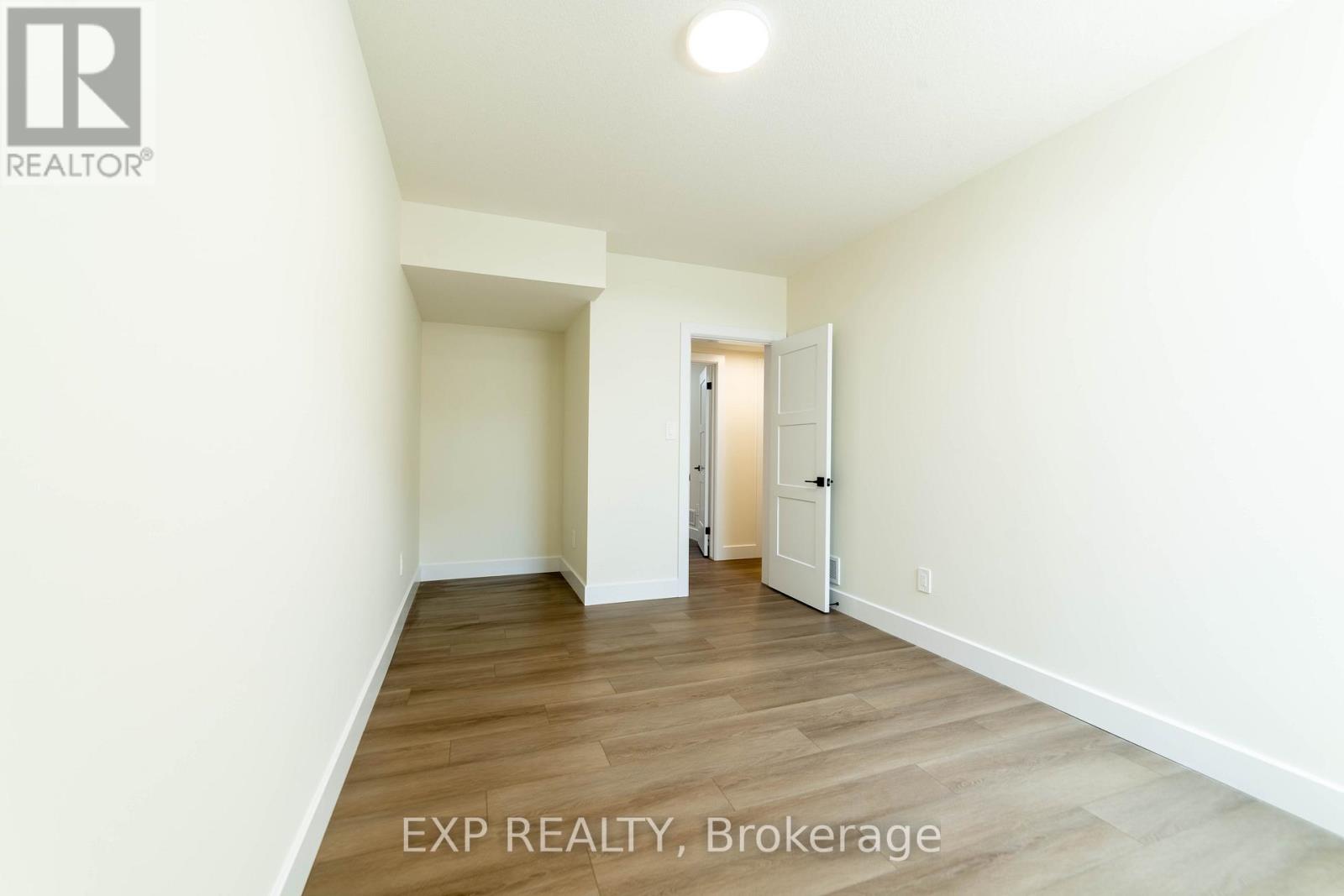 266 Hesselman Crescent, London South, Ontario  N6M 0K3 - Photo 24 - X12652842