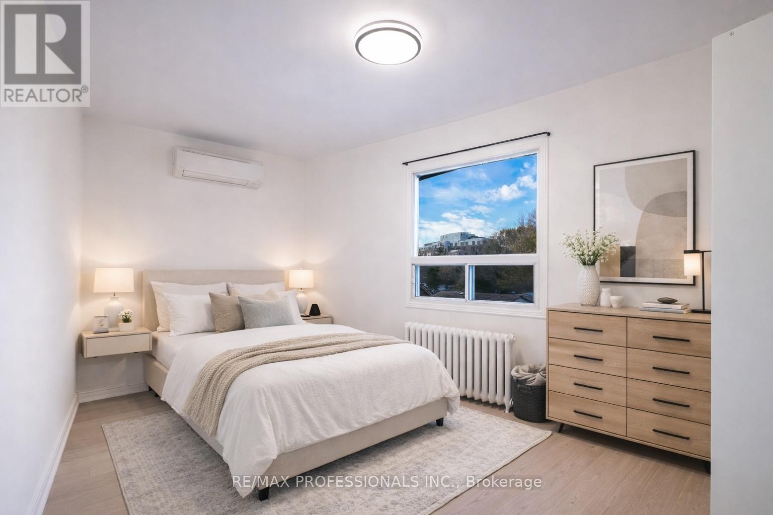 636 Runnymede Road, Toronto, Ontario  M6S 3A2 - Photo 29 - W12555692