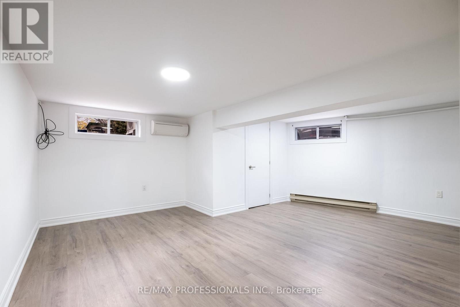 636 Runnymede Road, Toronto, Ontario  M6S 3A2 - Photo 37 - W12555692