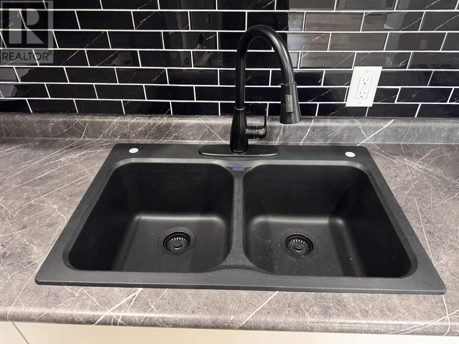 1322 Georgina Ave, Thunder Bay, Ontario  P7E 3J2 - Photo 15 - TB253680