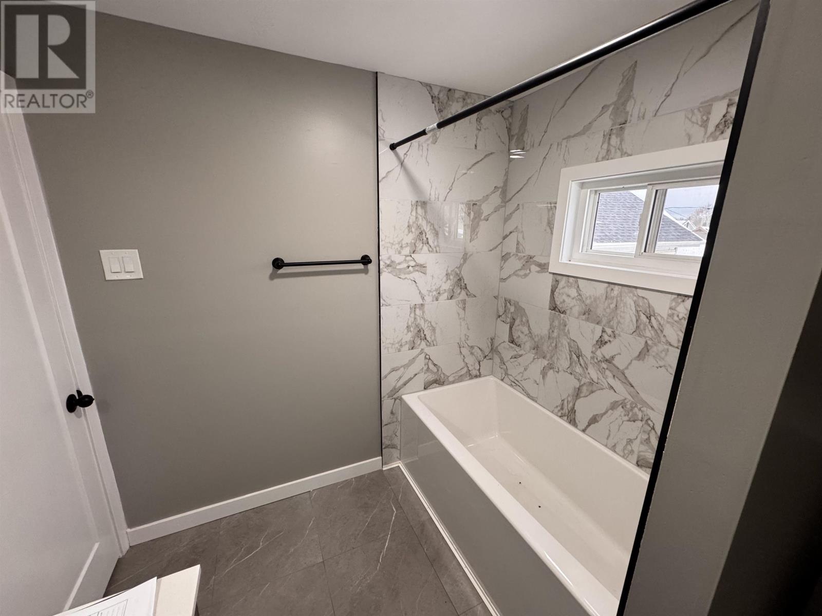 1322 Georgina Ave, Thunder Bay, Ontario  P7E 3J2 - Photo 31 - TB253680