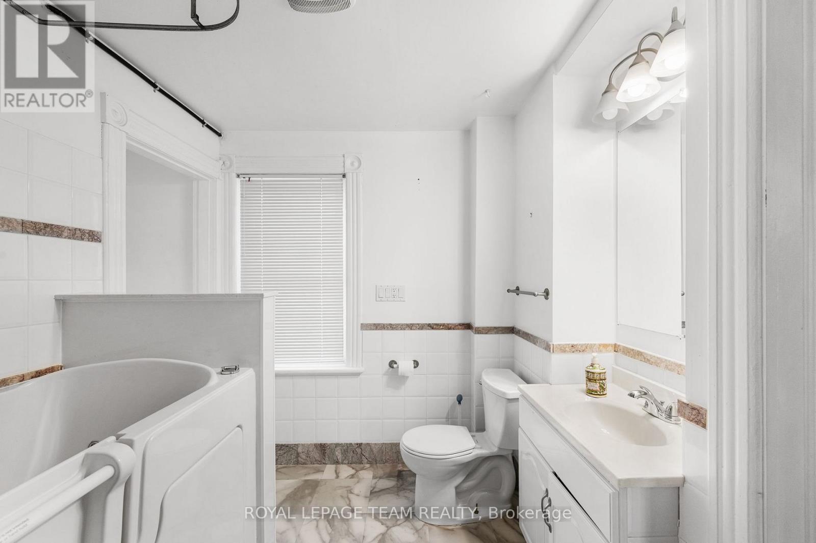 509 Moffat Street, Pembroke, Ontario  K8A 3Y2 - Photo 19 - X12652850