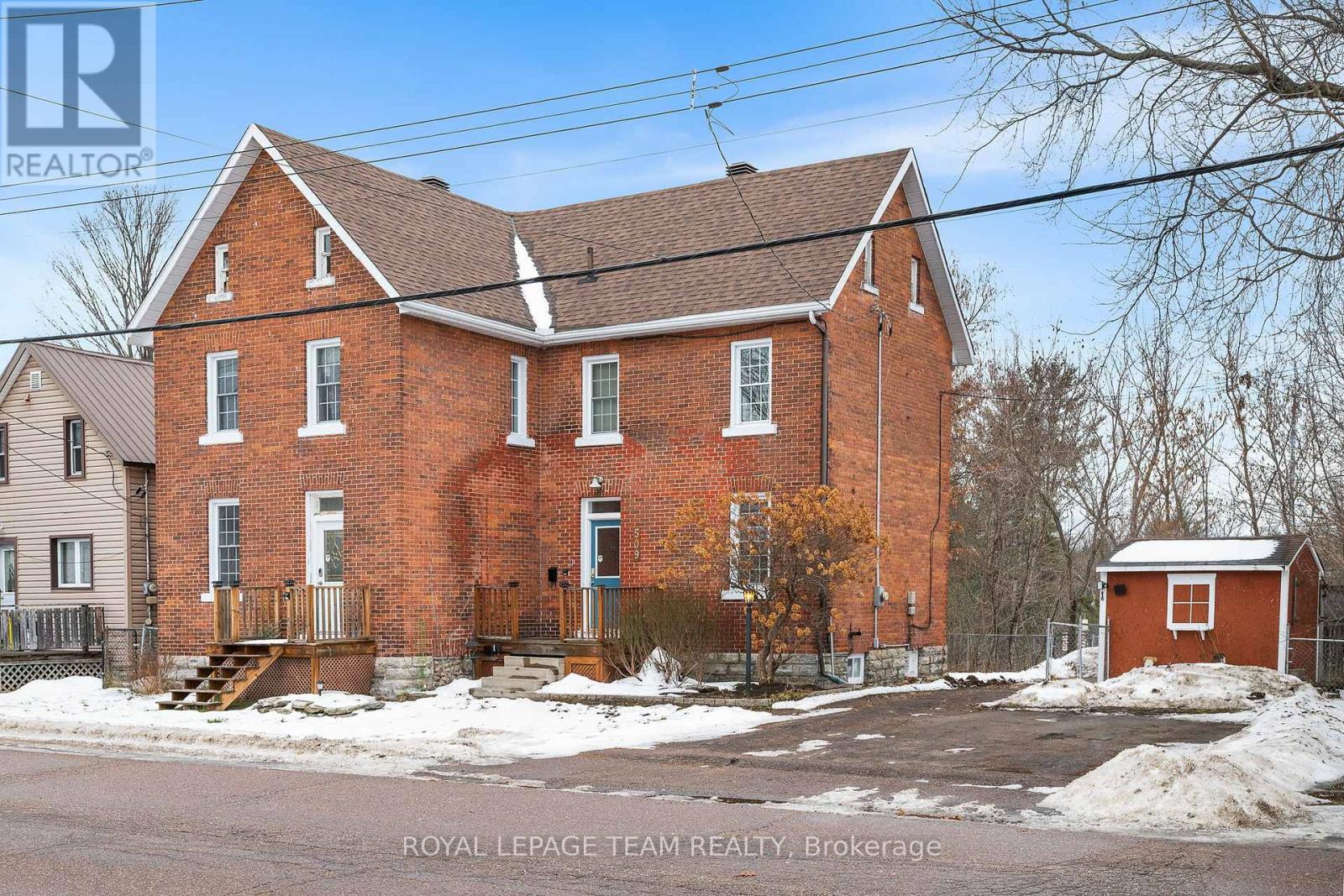 509 Moffat Street, Pembroke, Ontario  K8A 3Y2 - Photo 2 - X12652850