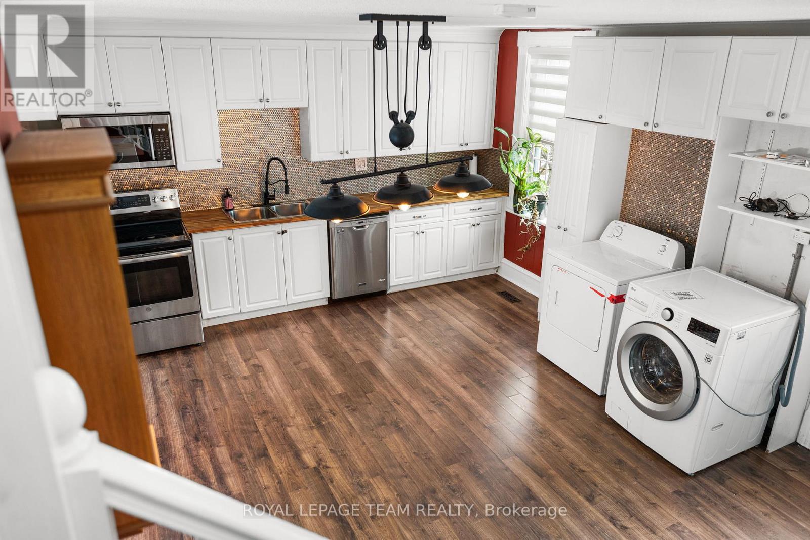 509 Moffat Street, Pembroke, Ontario  K8A 3Y2 - Photo 3 - X12652850