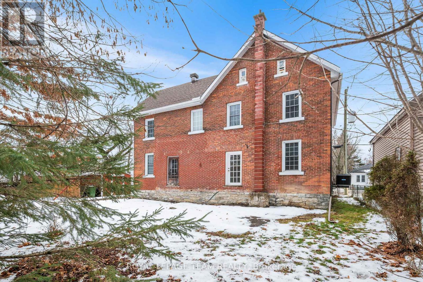 509 Moffat Street, Pembroke, Ontario  K8A 3Y2 - Photo 36 - X12652850