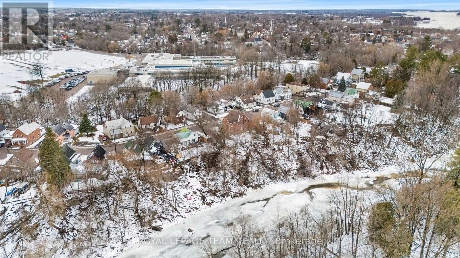 509 Moffat Street, Pembroke, Ontario  K8A 3Y2 - Photo 42 - X12652850