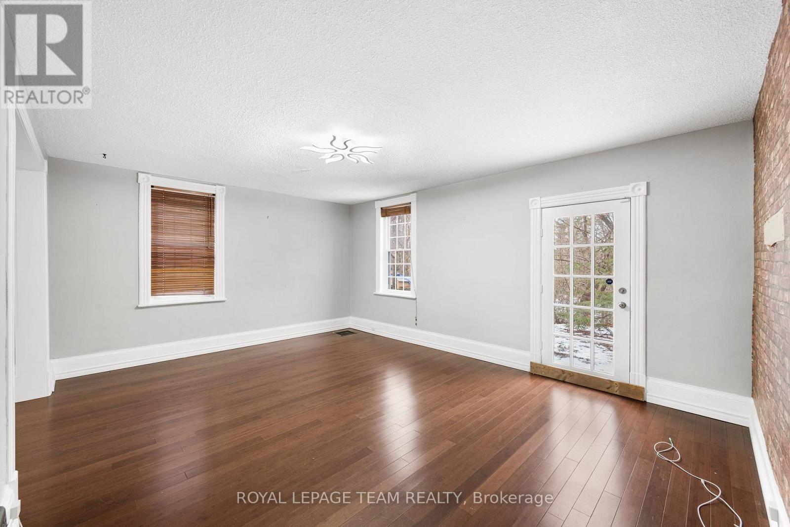 509 Moffat Street, Pembroke, Ontario  K8A 3Y2 - Photo 5 - X12652850