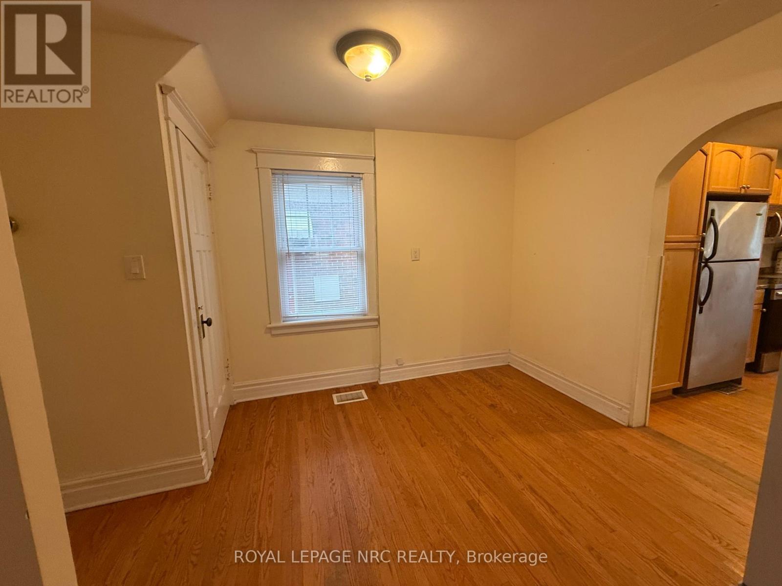 6226 Pine Grove Avenue, Niagara Falls, Ontario  L2G 4J2 - Photo 10 - X12652860