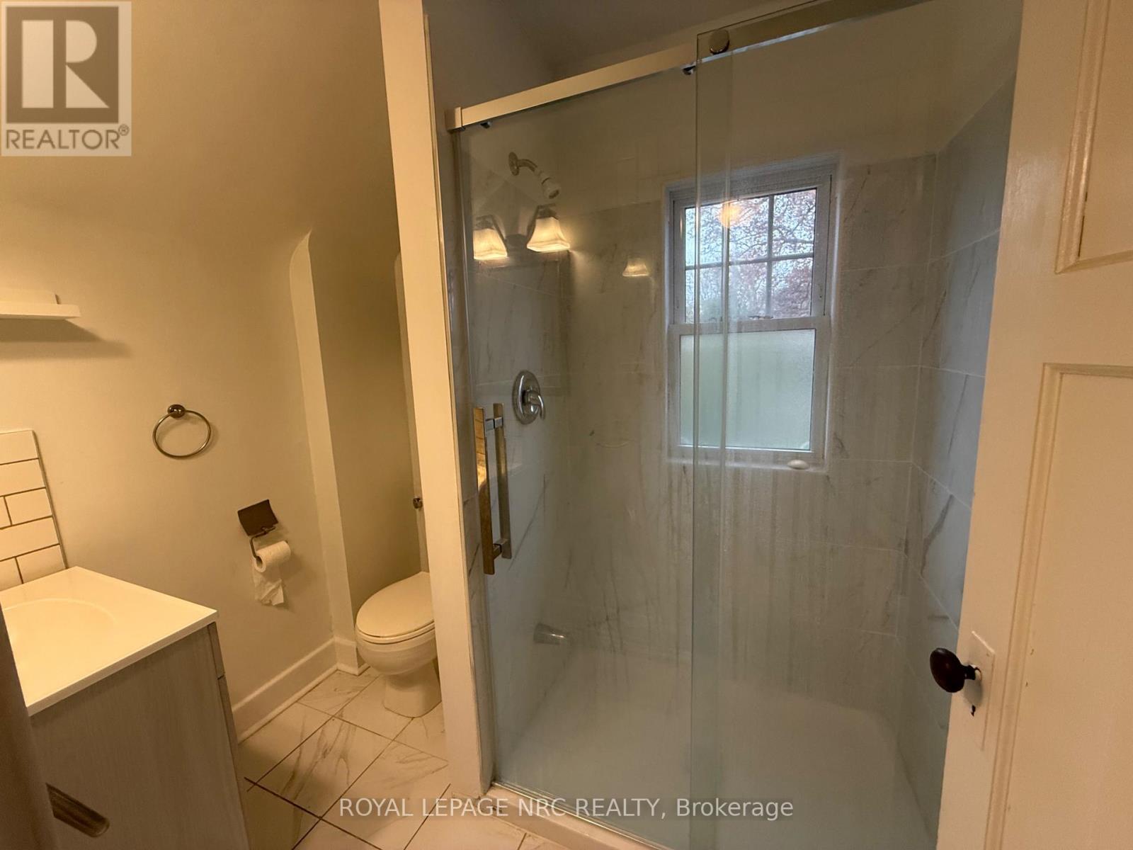 6226 Pine Grove Avenue, Niagara Falls, Ontario  L2G 4J2 - Photo 22 - X12652860