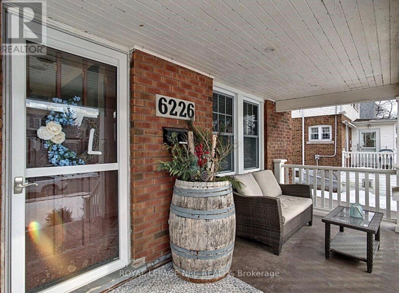 6226 Pine Grove Avenue, Niagara Falls, Ontario  L2G 4J2 - Photo 3 - X12652860