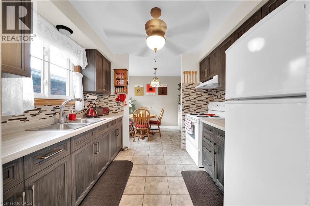 12 Glen Valley Drive, Hamilton, Ontario  L8K 5W5 - Photo 11 - 40761619