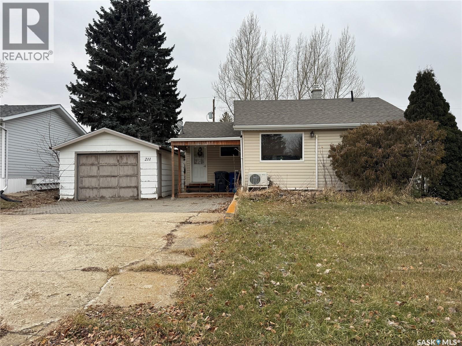 211 8th STREET E, Wynyard, Saskatchewan