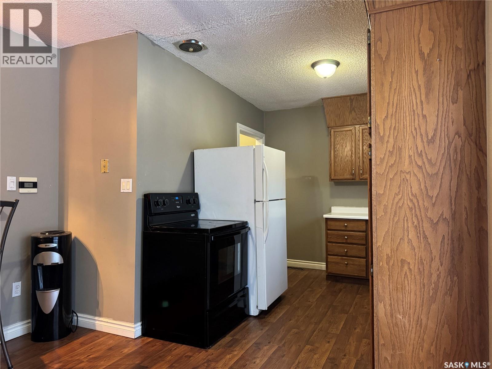 211 8th Street E, Wynyard, Saskatchewan  S0A 4T0 - Photo 7 - SK024789