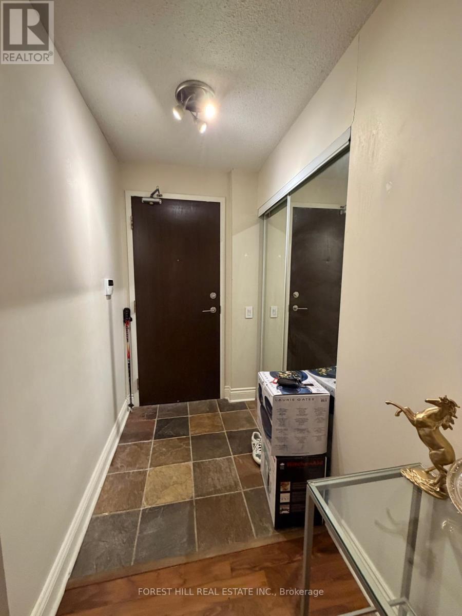 1202 - 388 Bloor Street, Toronto, Ontario  M4W 3W9 - Photo 10 - C12652878