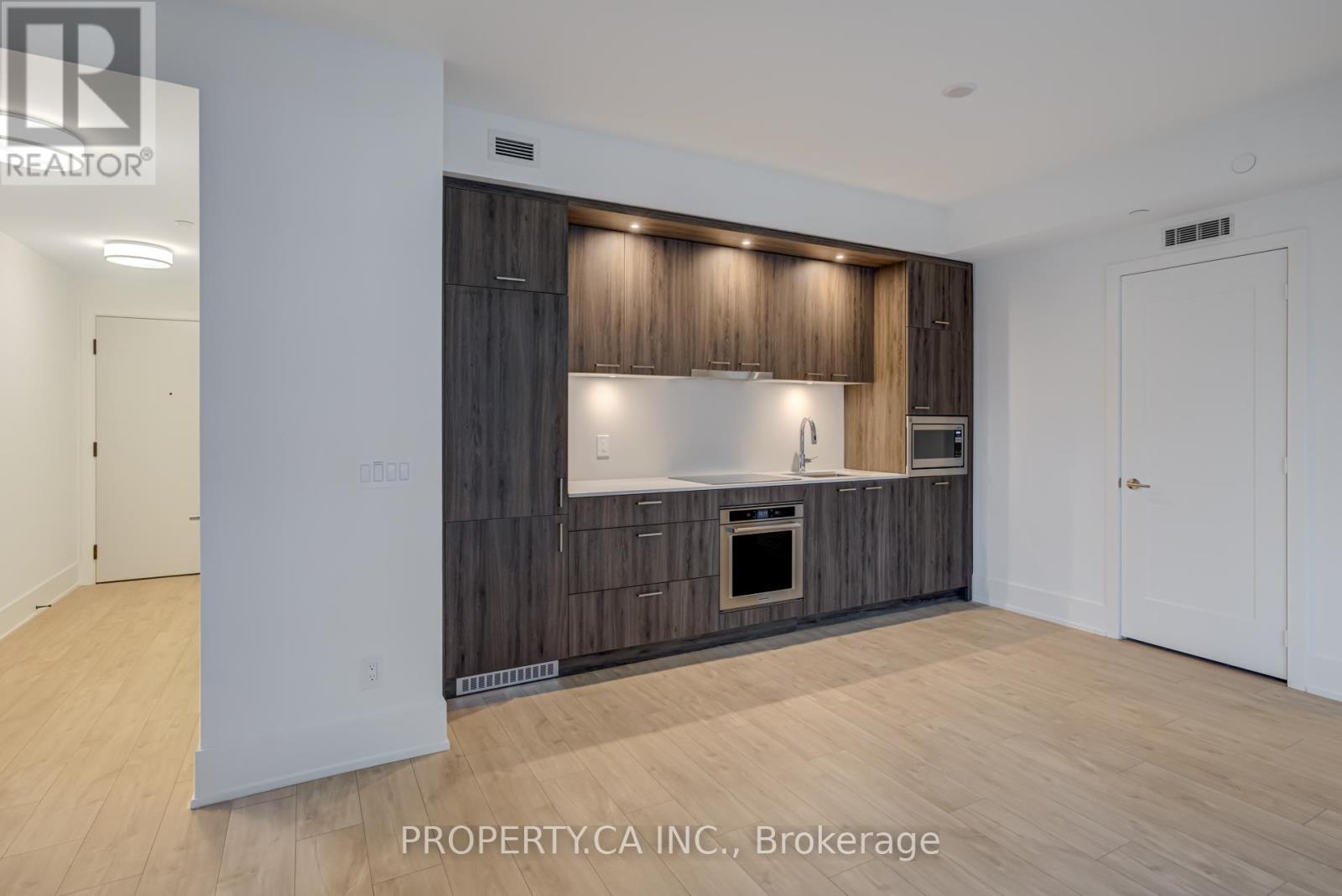 601 - 115 Denison Avenue, Toronto, Ontario  M5T 2N1 - Photo 8 - C12652894