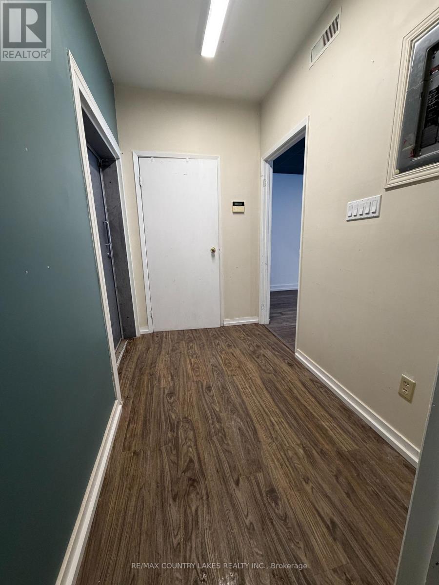 468 - 466 Osborne Street, Brock, Ontario  L0K 1A0 - Photo 4 - N12652854