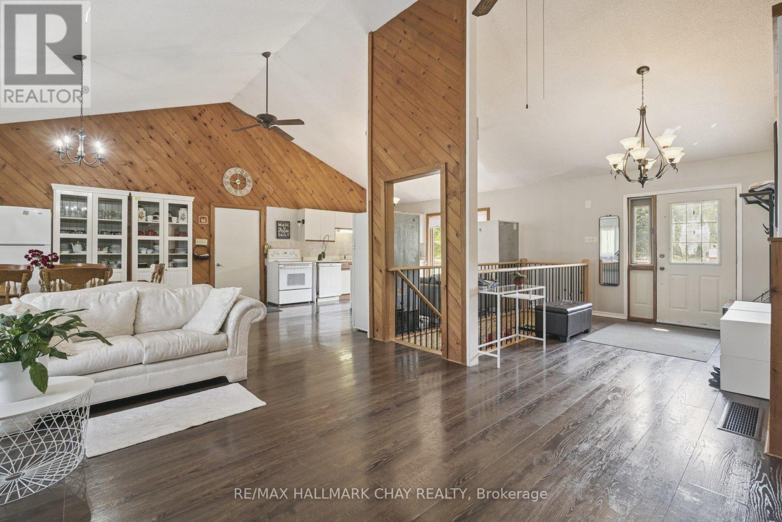 7521 County Road 10, Essa, Ontario  L0M 1B1 - Photo 12 - N12652856