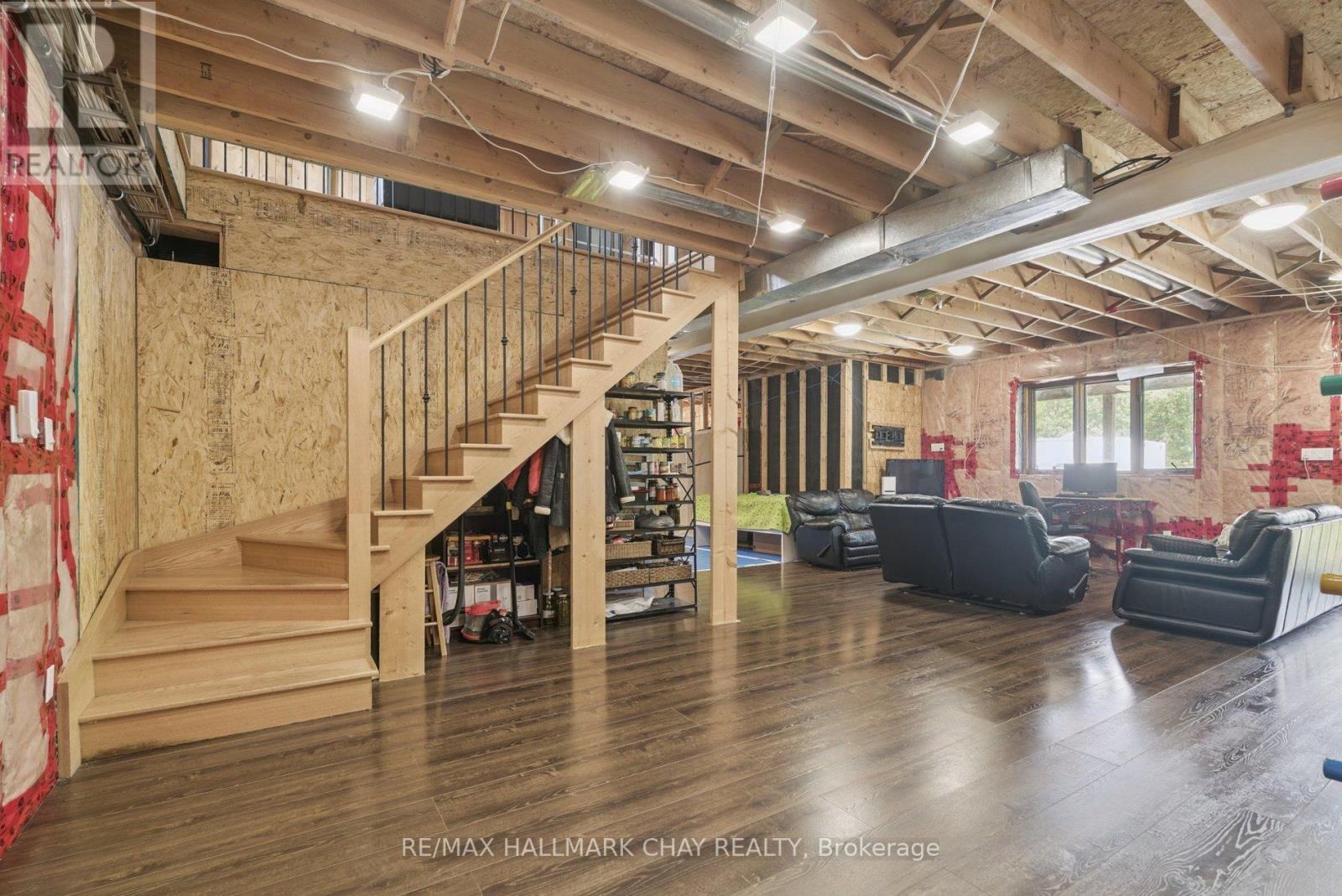 7521 County Road 10, Essa, Ontario  L0M 1B1 - Photo 35 - N12652856