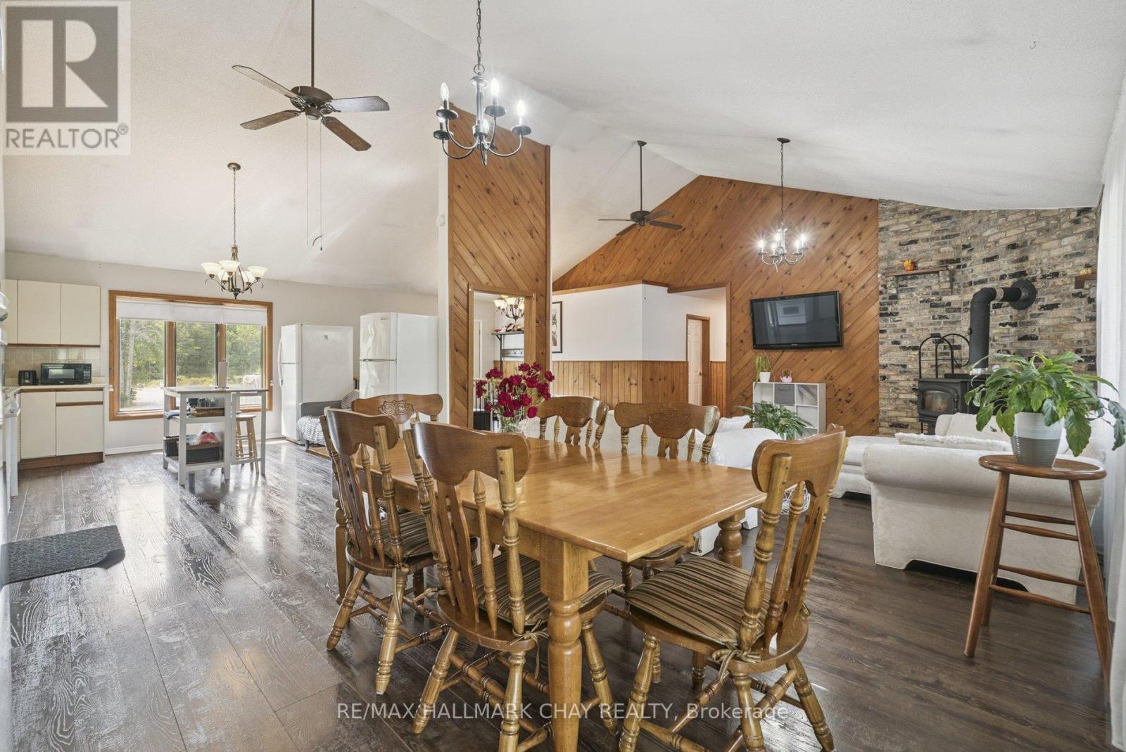 7521 County Road 10, Essa, Ontario  L0M 1B1 - Photo 4 - N12652856