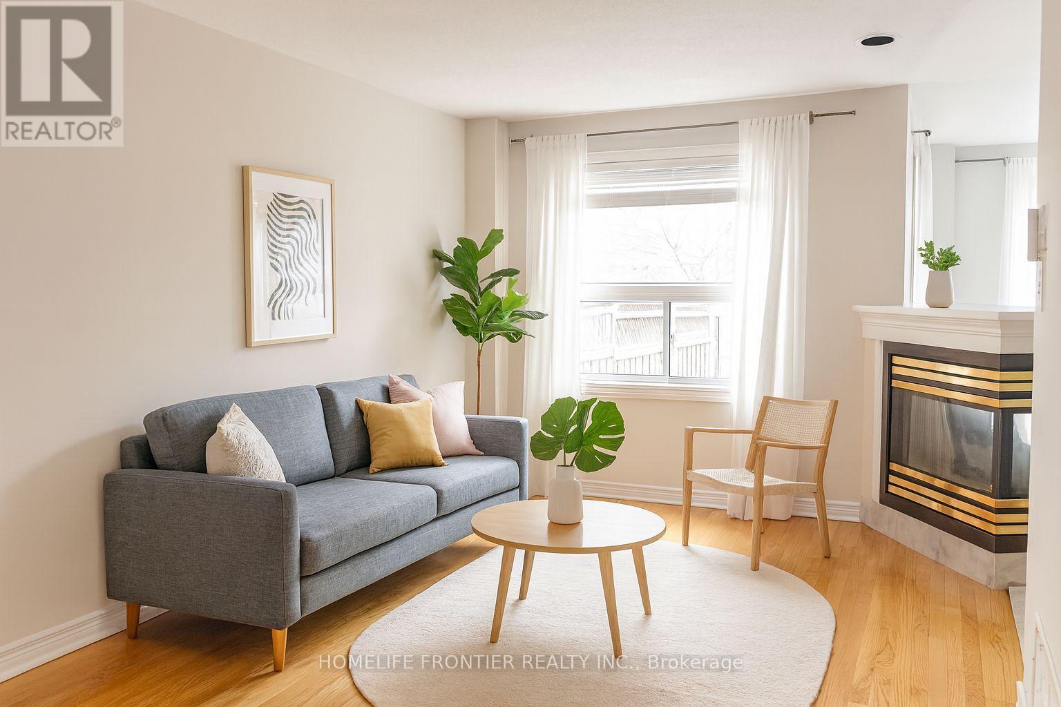 210 Kimono Crescent, Richmond Hill, Ontario  L4S 2A4 - Photo 5 - N12652872