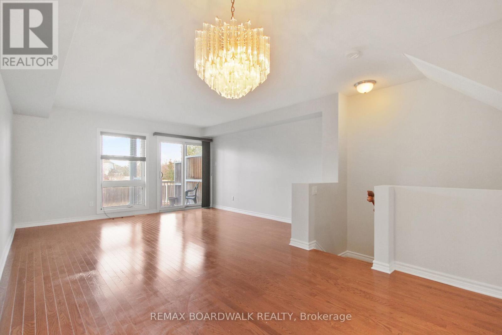 393 Chapman Mills Drive, Ottawa, Ontario  K2J 0M7 - Photo 13 - X12385993