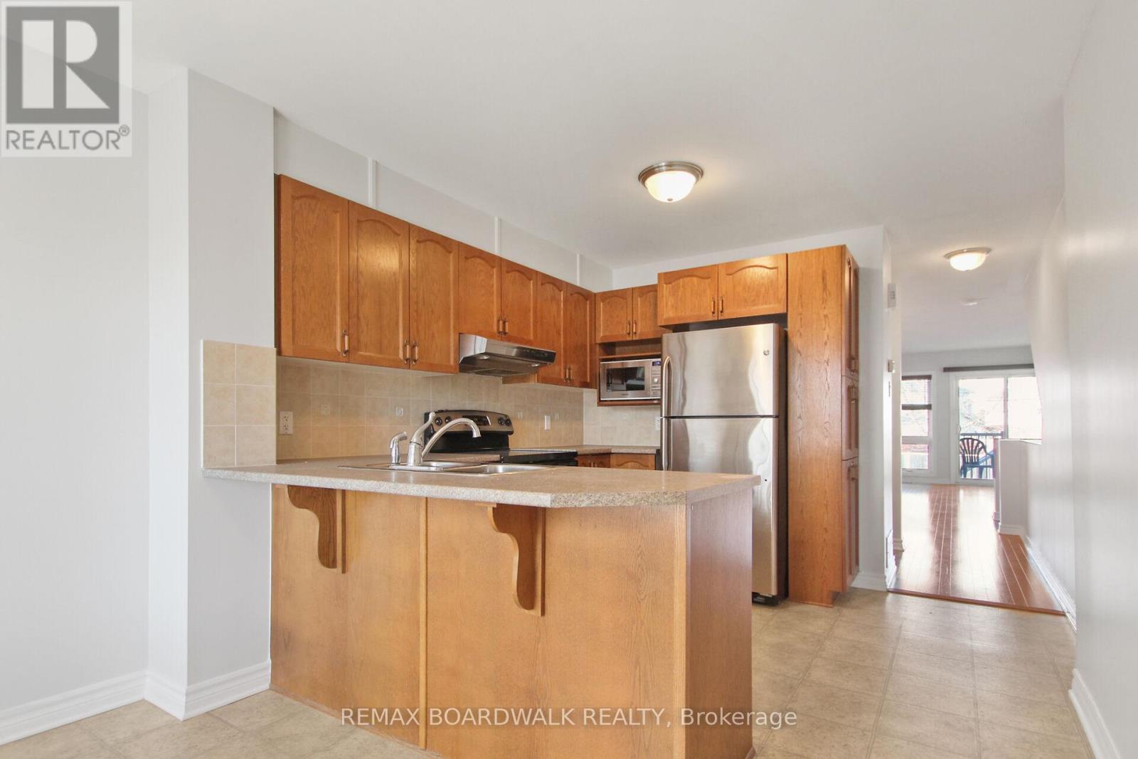 393 Chapman Mills Drive, Ottawa, Ontario  K2J 0M7 - Photo 7 - X12385993