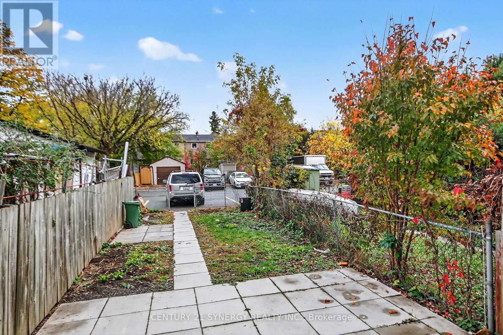 928 Meadowlands Drive, Ottawa, Ontario  K2C 0K3 - Photo 12 - X12485327