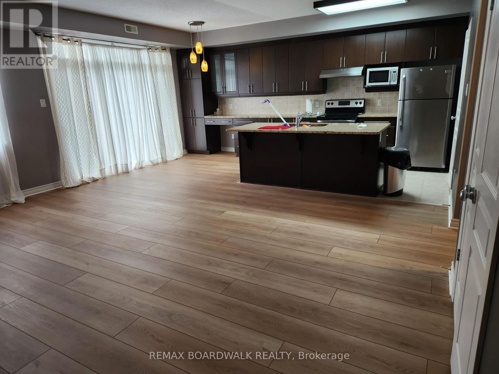 C - 170 Hornchurch Lane, Ottawa, Ontario  K2J 2T3 - Photo 4 - X12574152