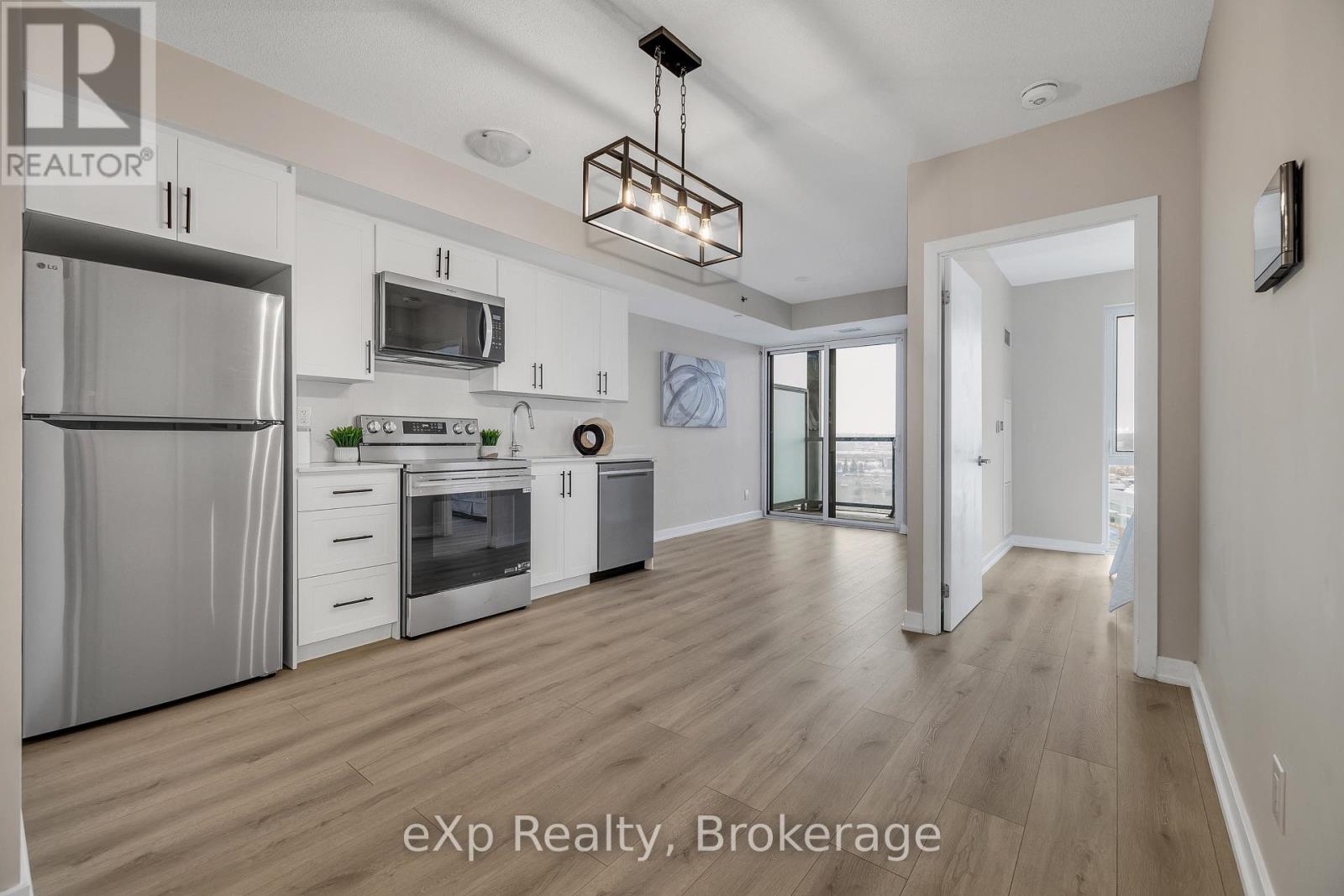 A614 - 3210 Dakota Common, Burlington, Ontario  L7M 2A8 - Photo 4 - W12652926