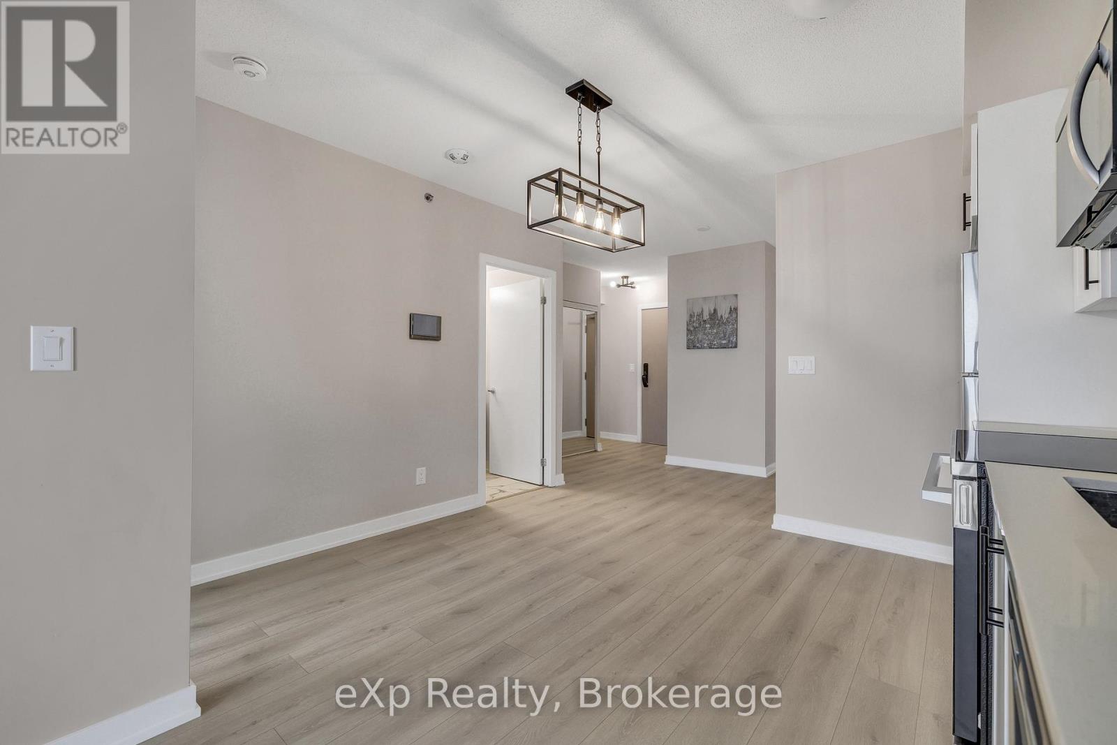 A614 - 3210 Dakota Common, Burlington, Ontario  L7M 2A8 - Photo 6 - W12652926